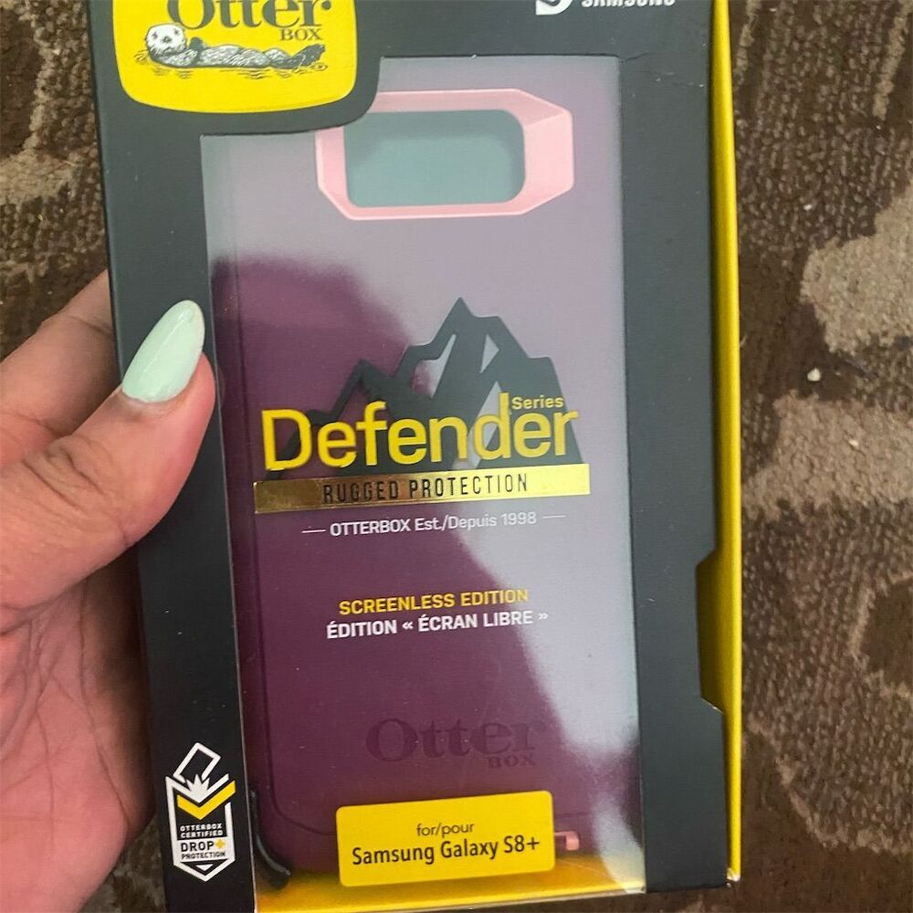 OtterBox Defender Case for Samsung Galaxy S8+ Purple w/ Belt Clip